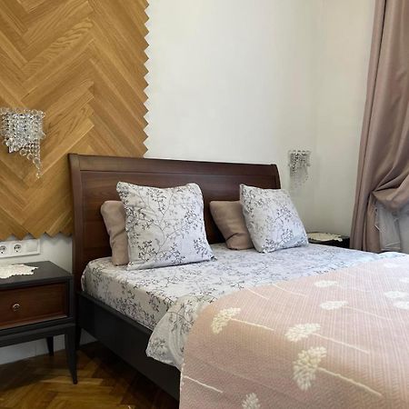 Lvapart 2 Вул Ковжуна 2 Кім Центр Не Далеко Від Ж Д Вокзалу Палацу Мистецтв Звітні Документи Lviv Exterior photo